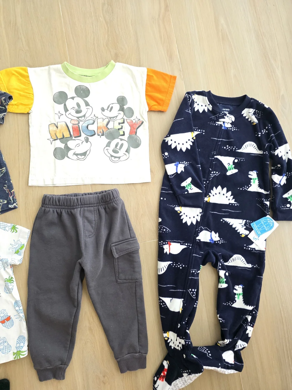 6 Piece Toddler Boy Clothing Lot 2T | Disney Mickey, Carter's, Cat & Jack & More